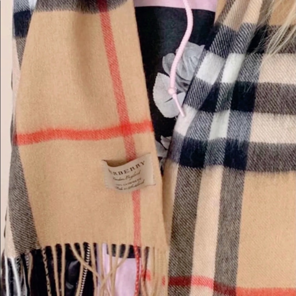 Burberry Classic Check Cashmere Scarf